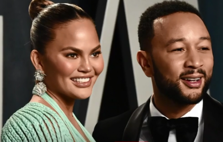 Chrissy Teigen flaunts infant knock